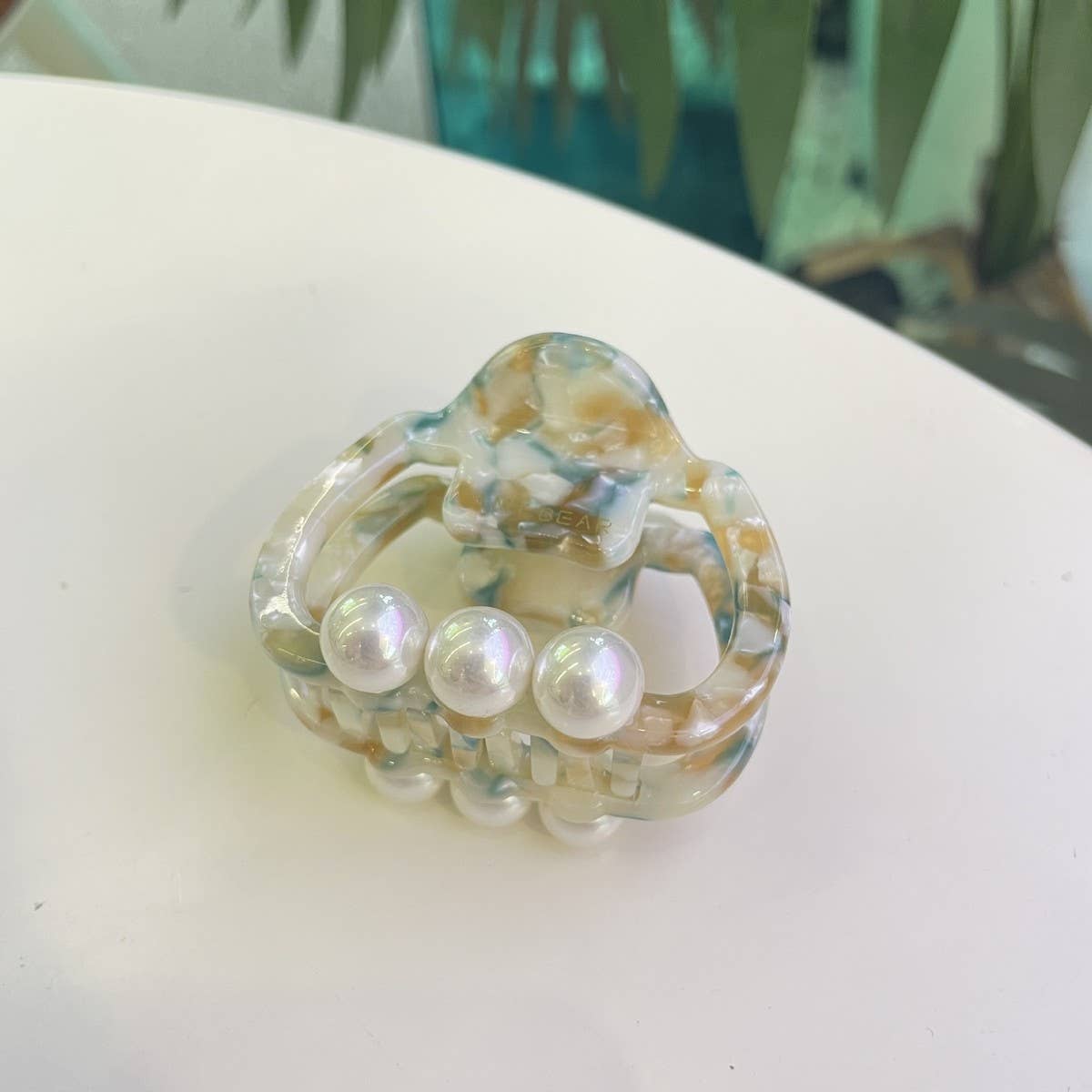 Pearl Accent Hair Claw, Thick Square Elegant Clip_CWASC1600
