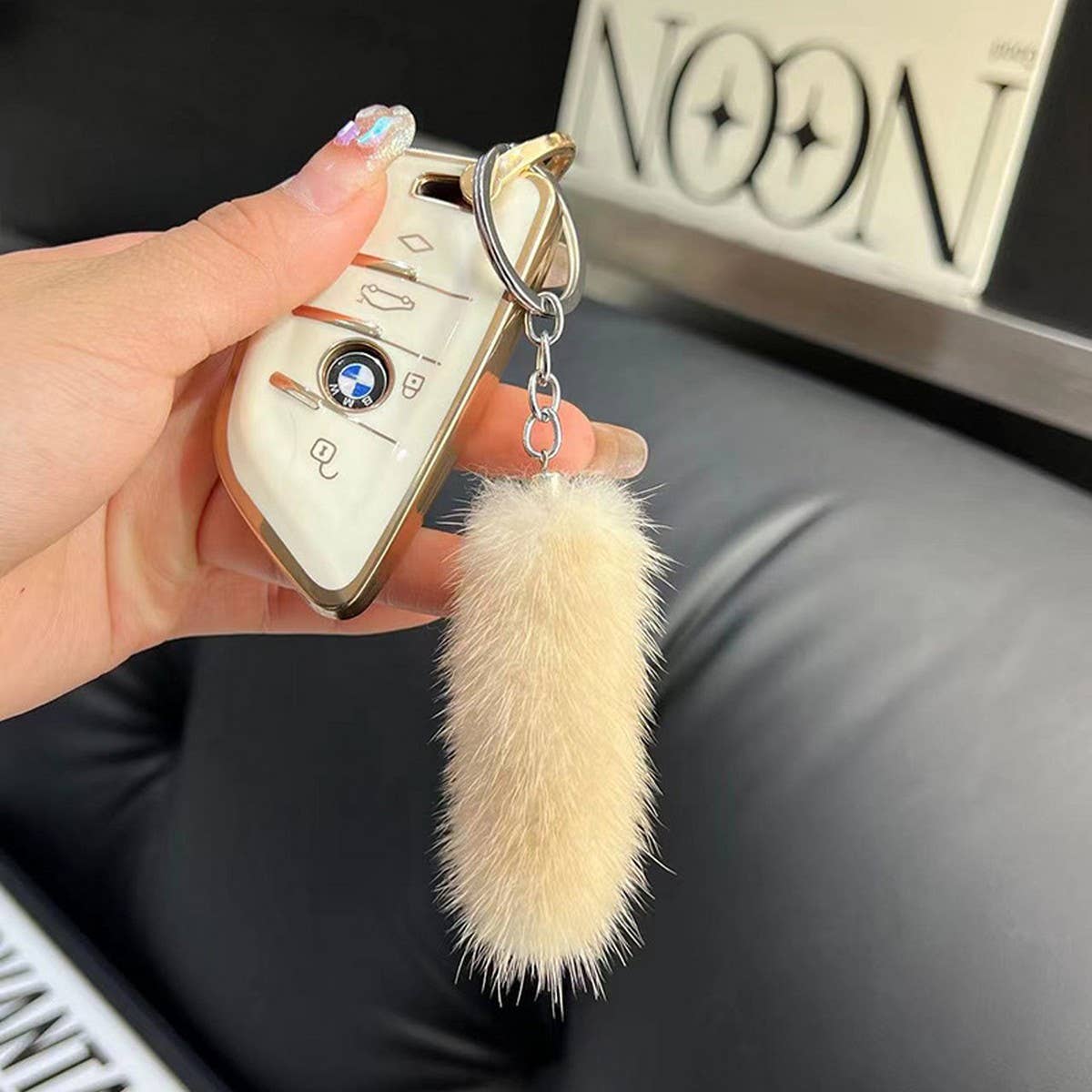 MINI CUTE PLUSH TAIL CAR KEYCHAIN BAG PENDANT