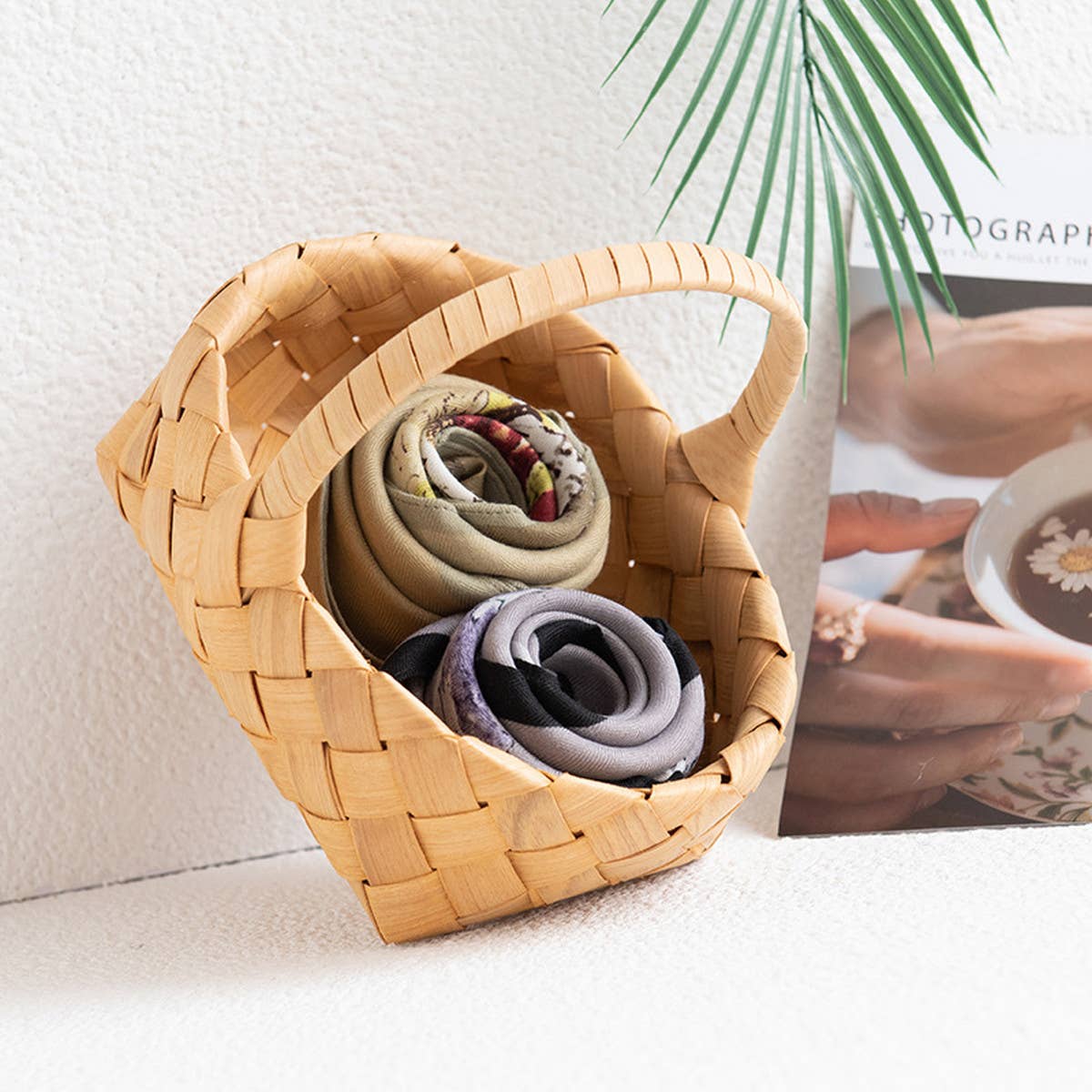 THERMAL SHIRT GEOMETRIC PRINT SCARF