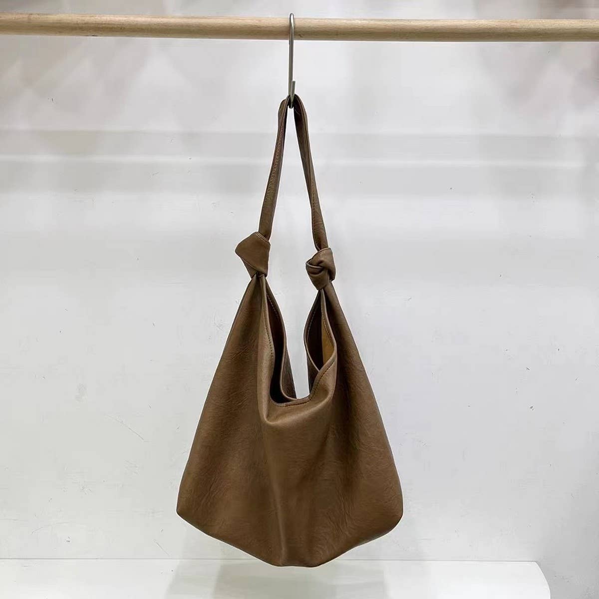 LARGE CAPACITY SOFT LEATHER HANDBAG SHOULDER BAG_CWAB4102