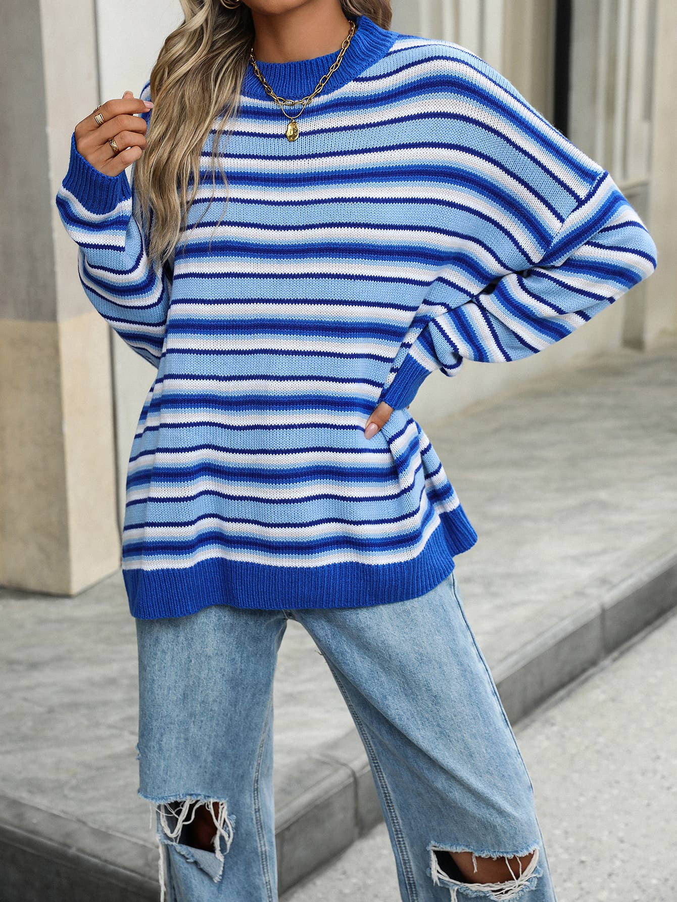 STRIPED KNIT CREWNECK PULLOVER SWEATER