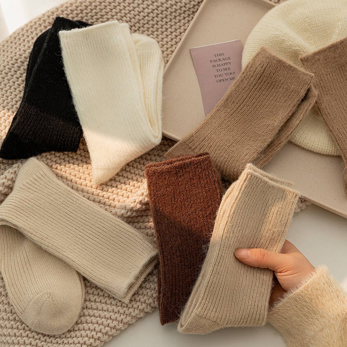 AUTUMN AND WINTER SOLID COLOR ALL-MATCH PILE SOCKS_CWMS1048