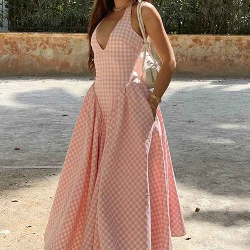 Elegant waist-cutout halter V-neck french dress