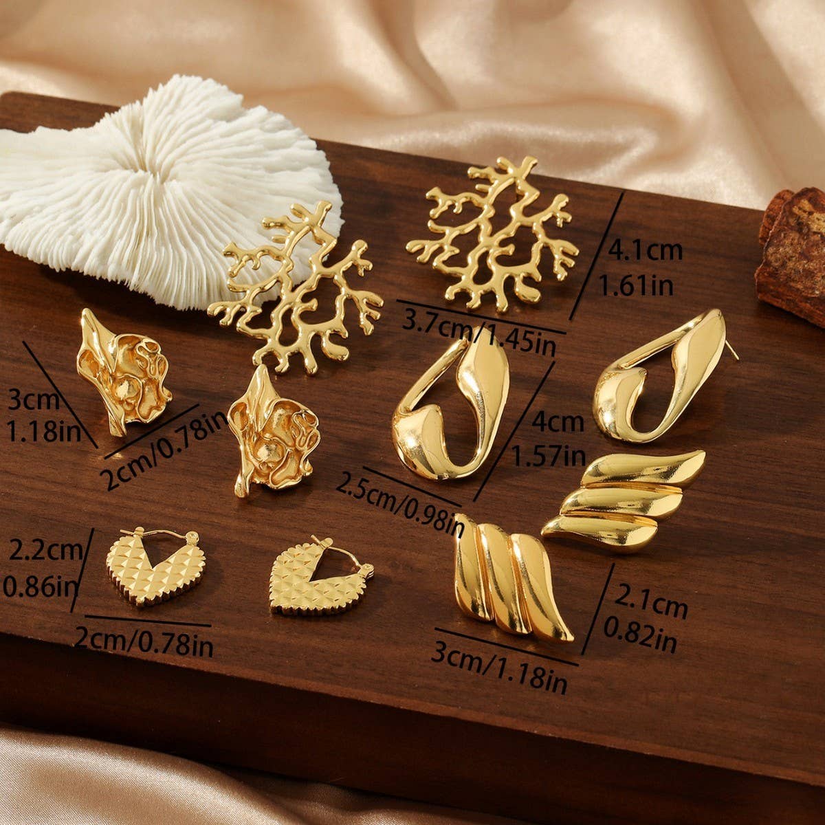 18K CORAL STAINLESS STEEL HEART EARRINGS_CWMM3649