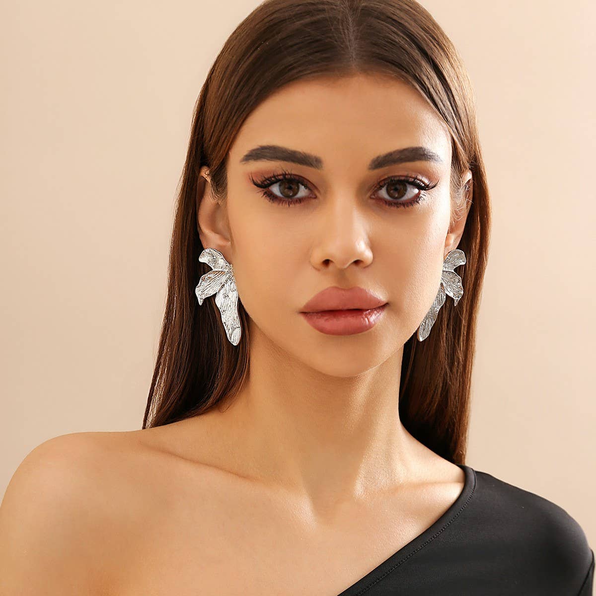 VINTAGE LEAF DESIGN EARRINGS FASHIONABLE EARRINGS