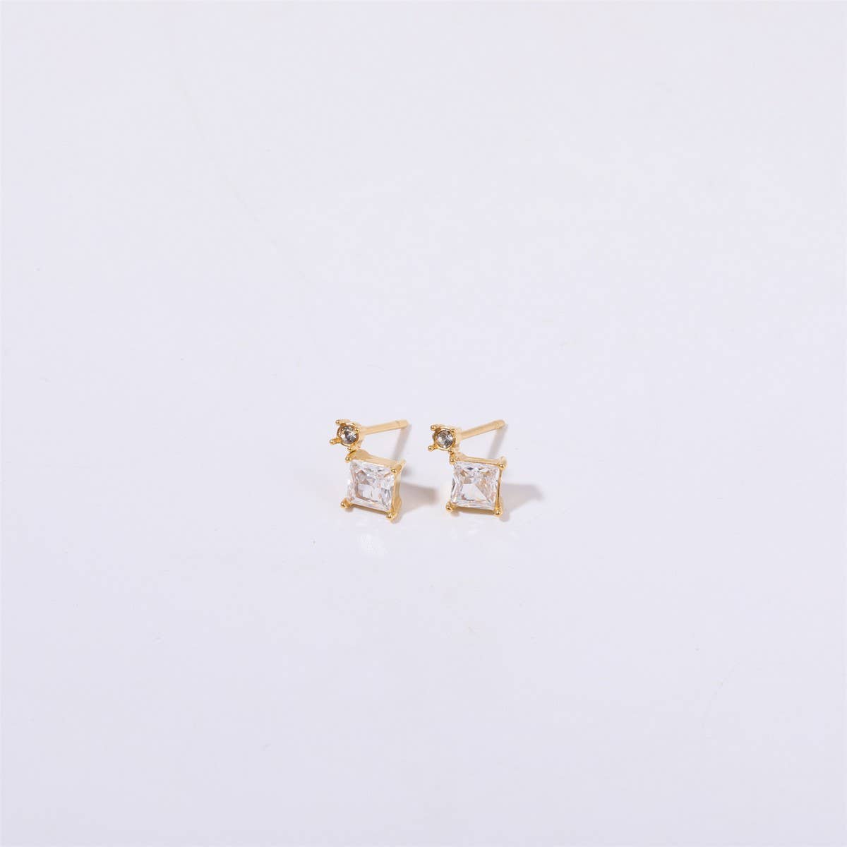 Simple opal zircon small bone stud earrings_CWMM5717