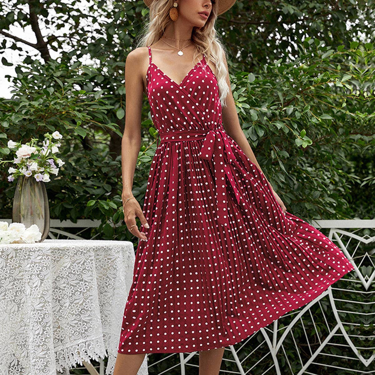 POLKA DOT HALTER LACE PLEATED DRESS