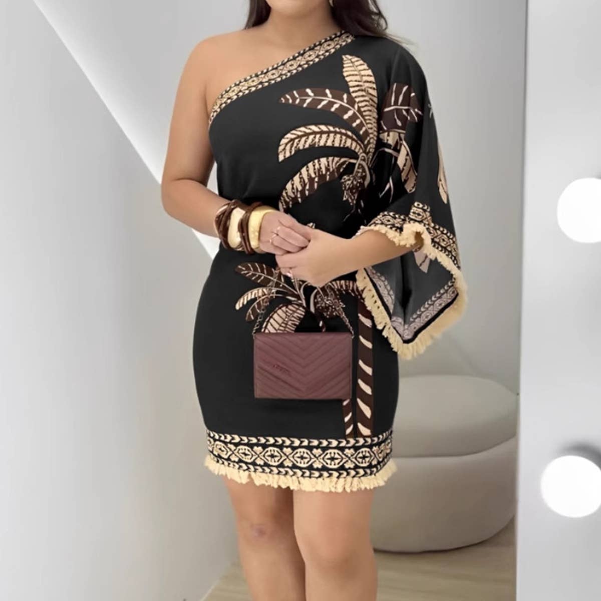 Fashion off-the-shoulder printed fringed dress