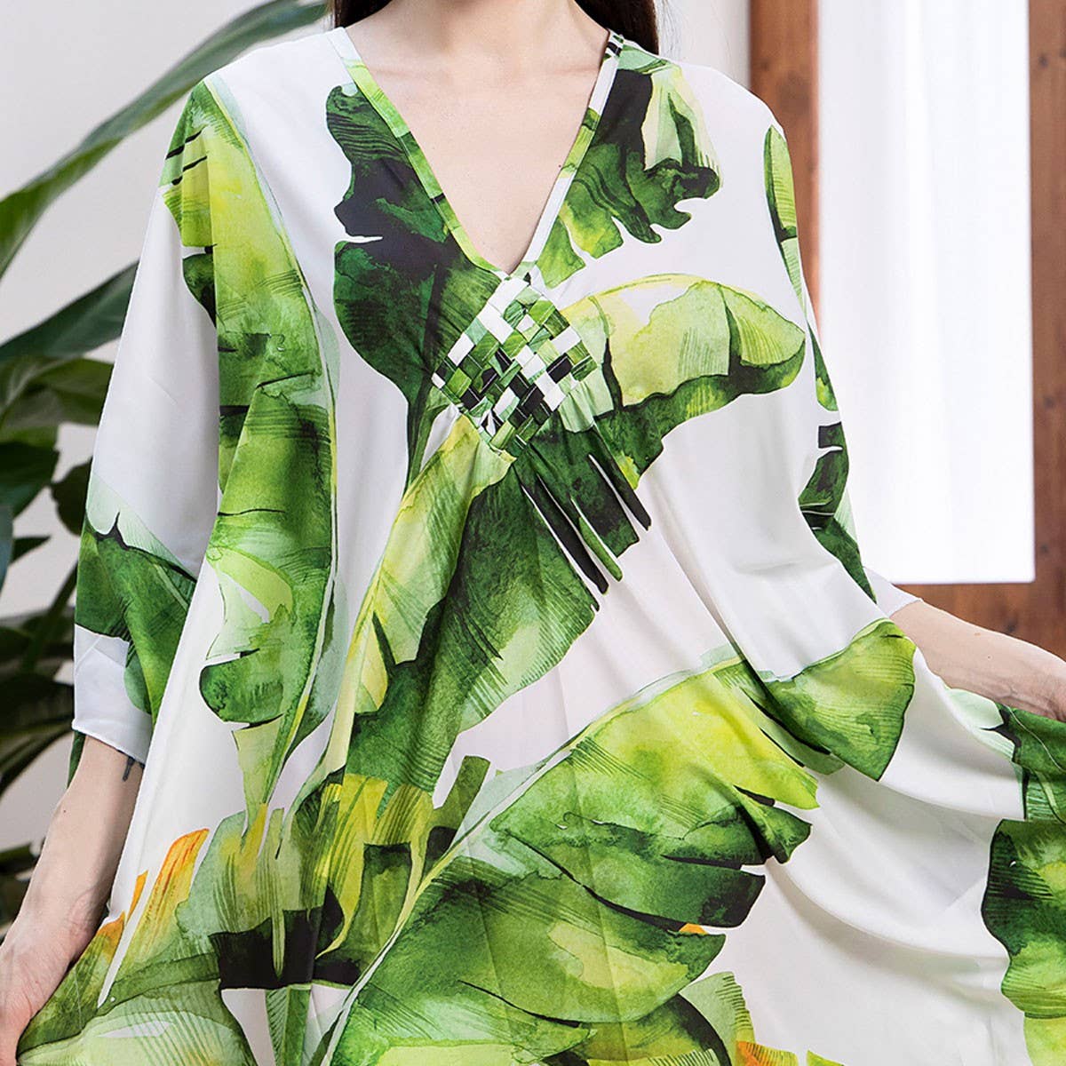 Banana Leaf Crochet Front Beach Cover-Up Robe_CWMM6207