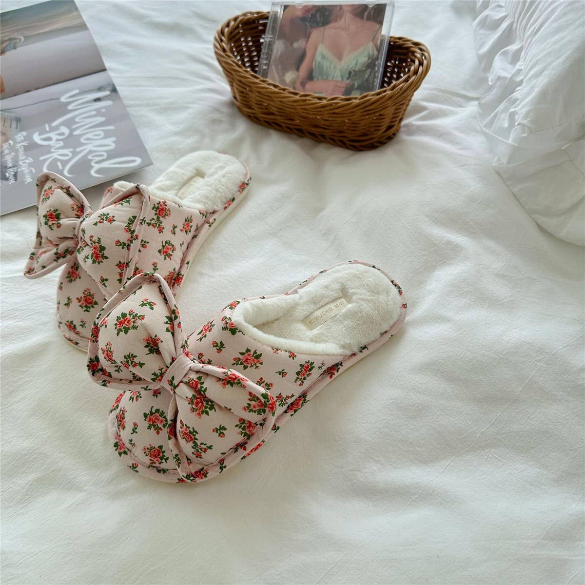 BOWKNOT WINTER PLUSH OPEN-TOED HOME SLIPPERS_CWMM2975