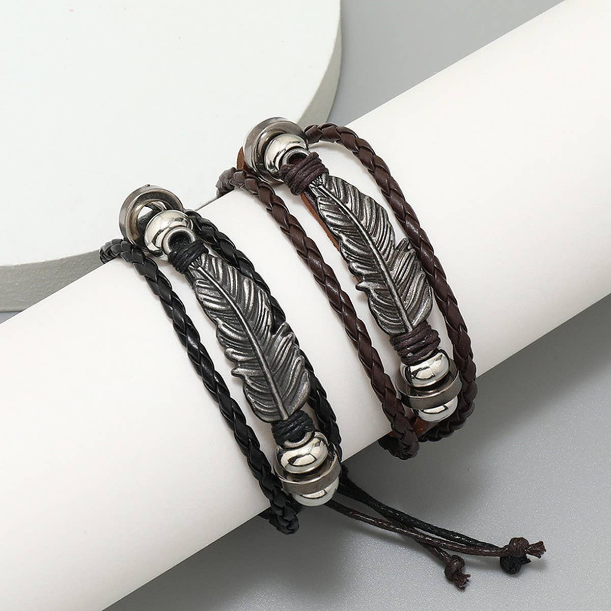 SIMPLE ALLOY FEATHER BEADED LEATHER BRACELET