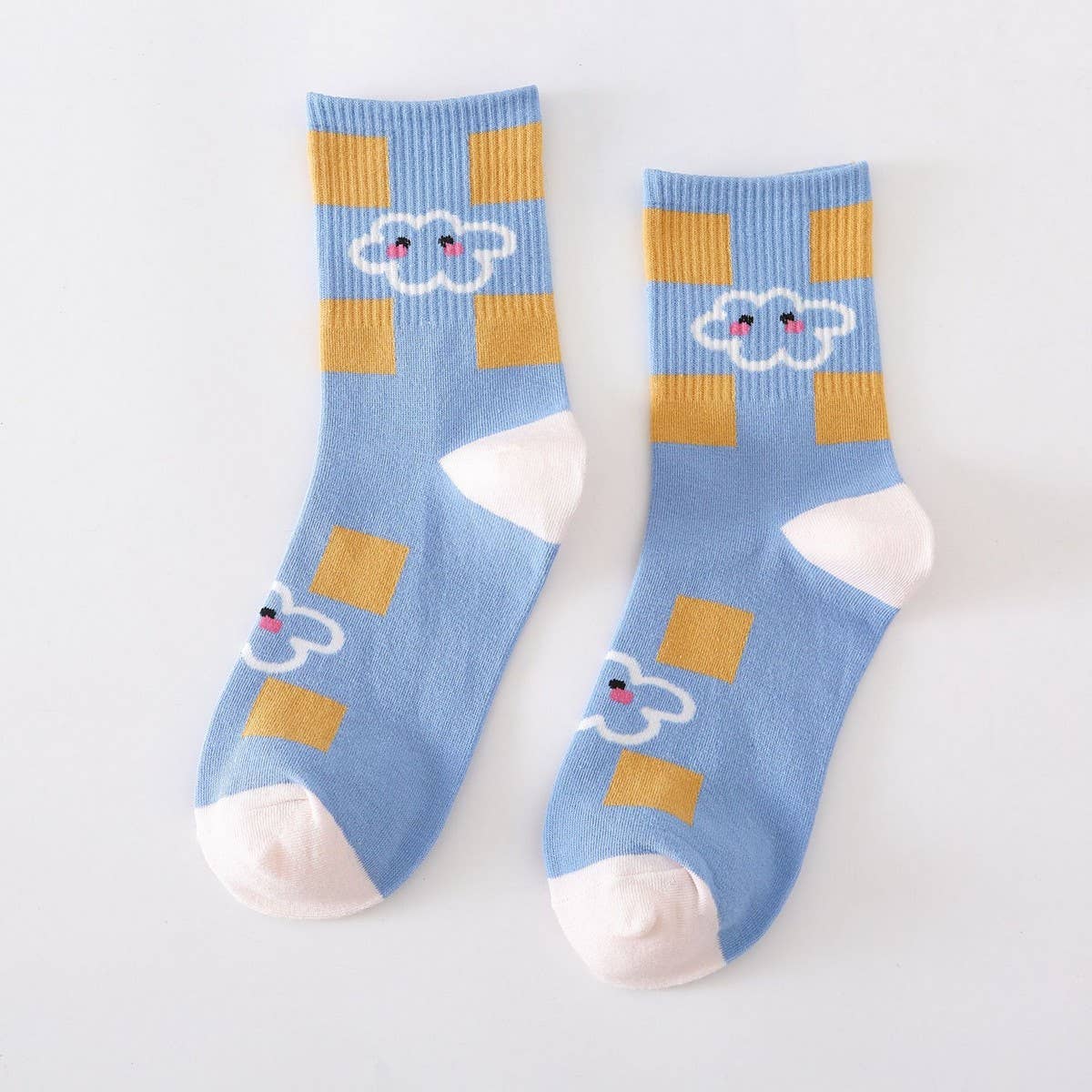 NEW ARRIVAL CLOUD COLLEGE STYLE MIDDLE TUBE SOCKS