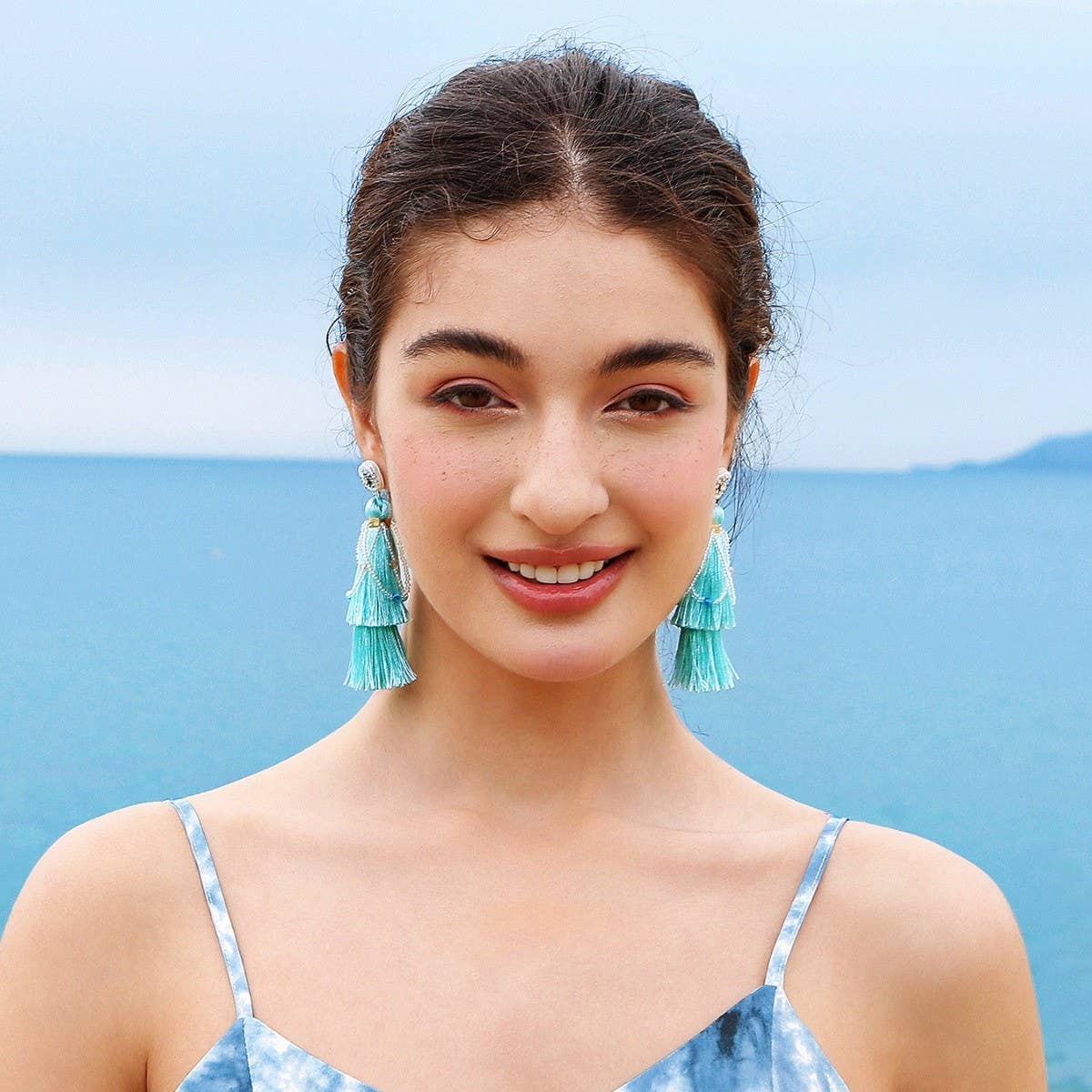 MINT MAMBO STYLE TRANSPARENT TASSEL EARRINGS