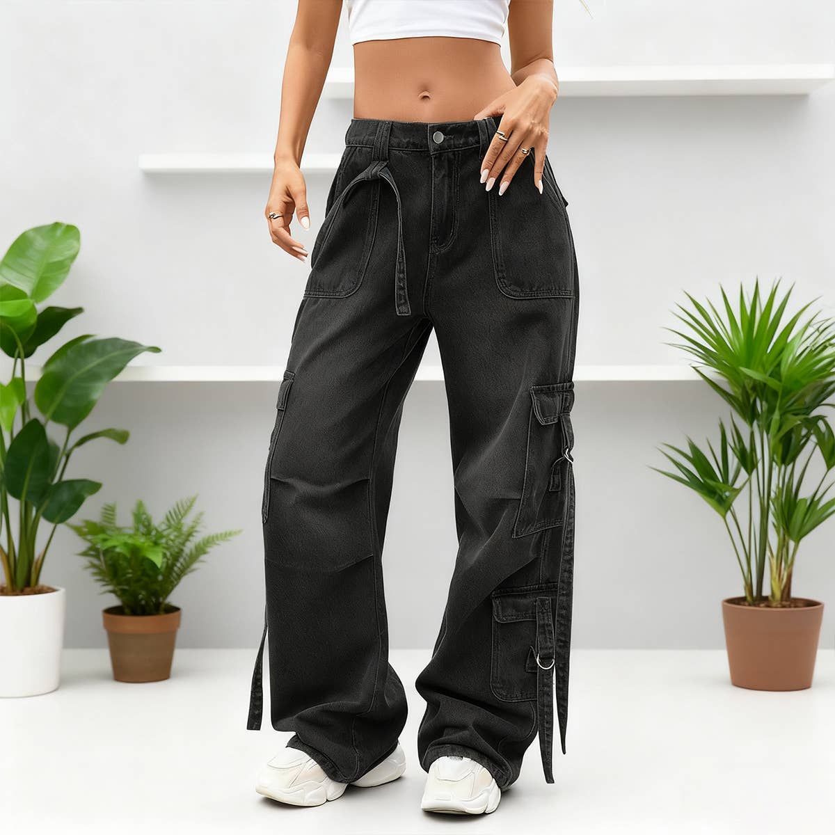 Washed multi-pocket decorated wide-leg jeans