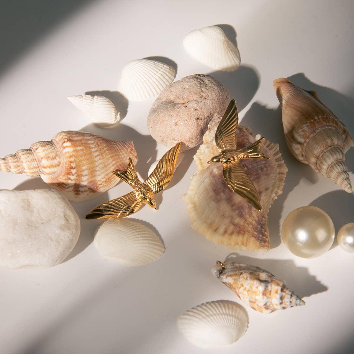 SIMPLE 18K GOLD STAINLESS STEEL EARRINGS