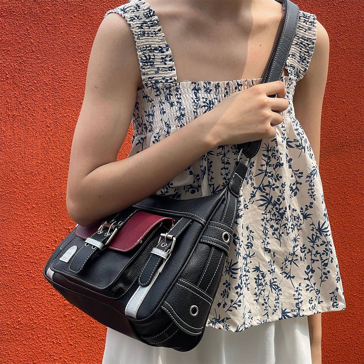 WOMEN CONTRAST BAG CROSSBODY BAG_CWAB0974