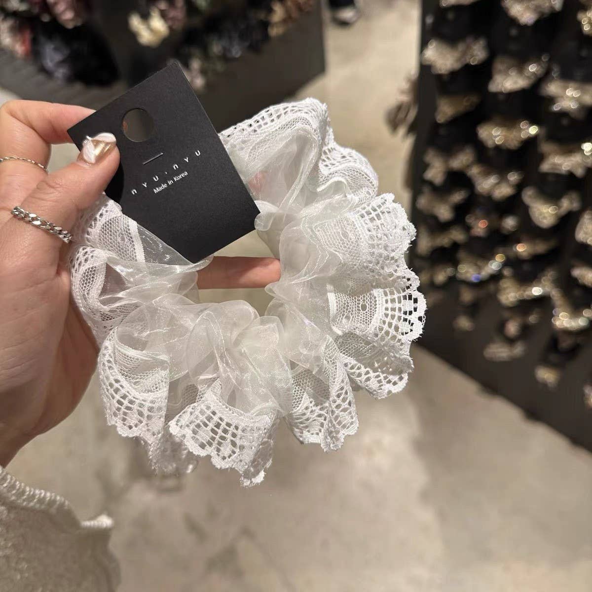 SWEET AND ELEGANT RUFFLED HAIR SCRUNCHES_CWAHA1731