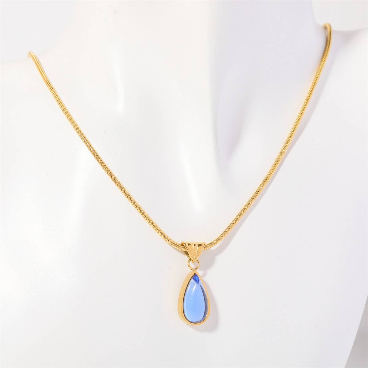 Fashionable water drop blue ocean necklace