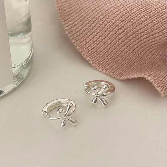 GENTLE AND VERSATILE HIGH-END SIMPLE BOW EARRINGS