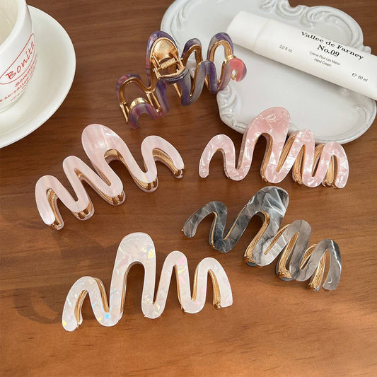 Elegant Wave Metal Claw ? Large Sweet Hair Clip