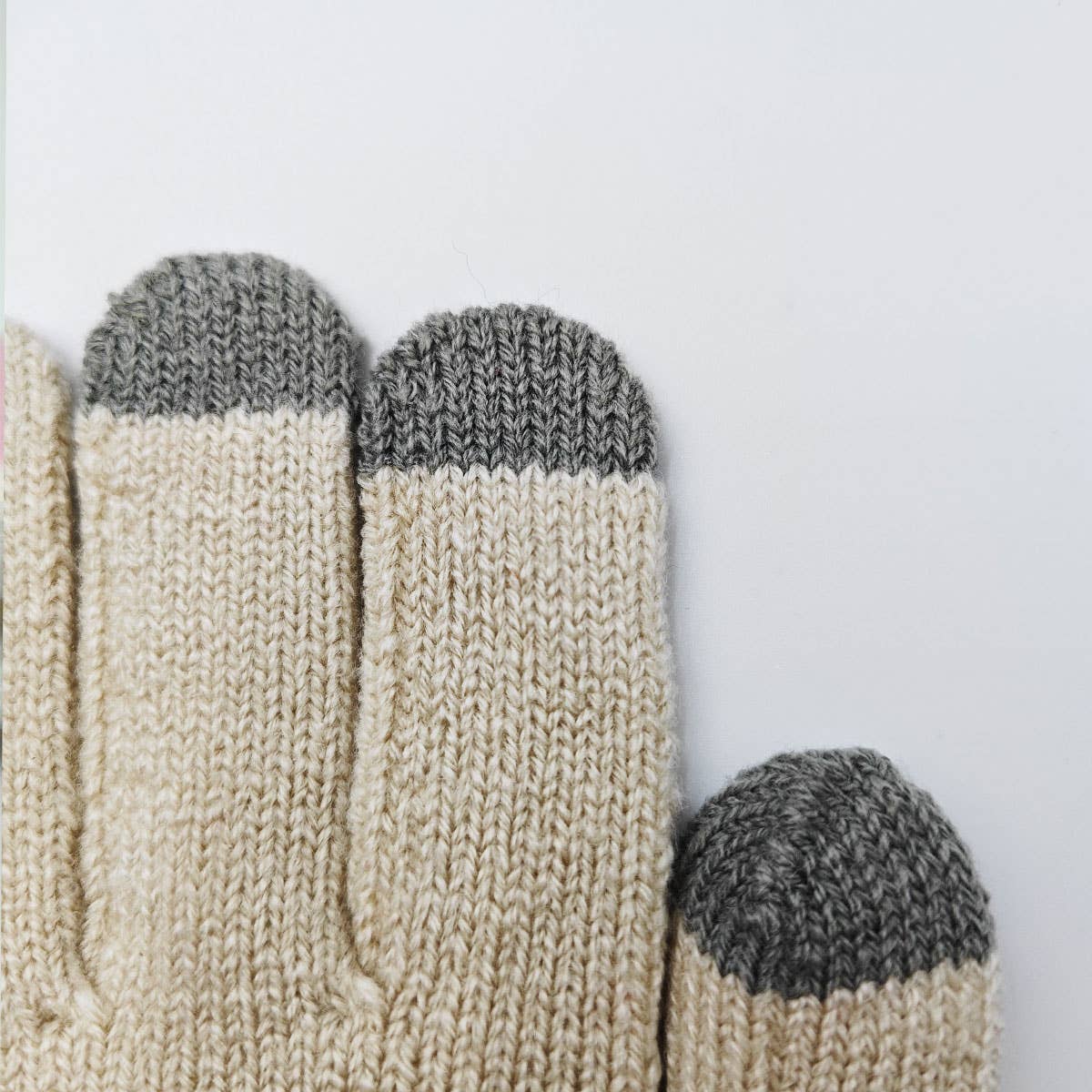 COMFORTABLE CONTRAST WARM KNITTED GLOVES_CWAG0031