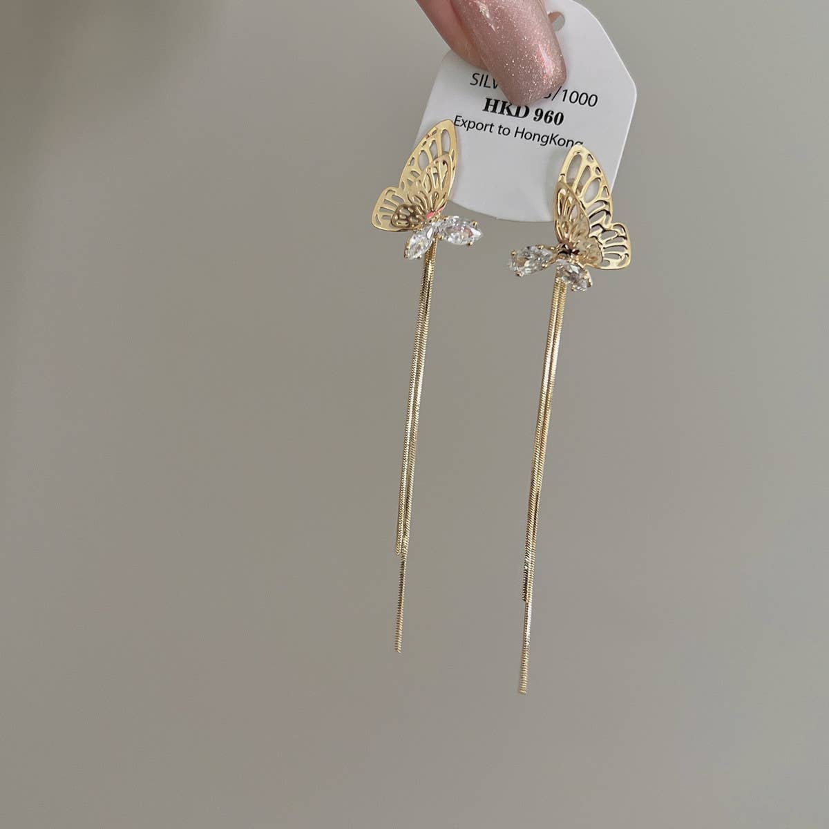 HOLLOW BUTTERFLY TASSEL EARRINGS