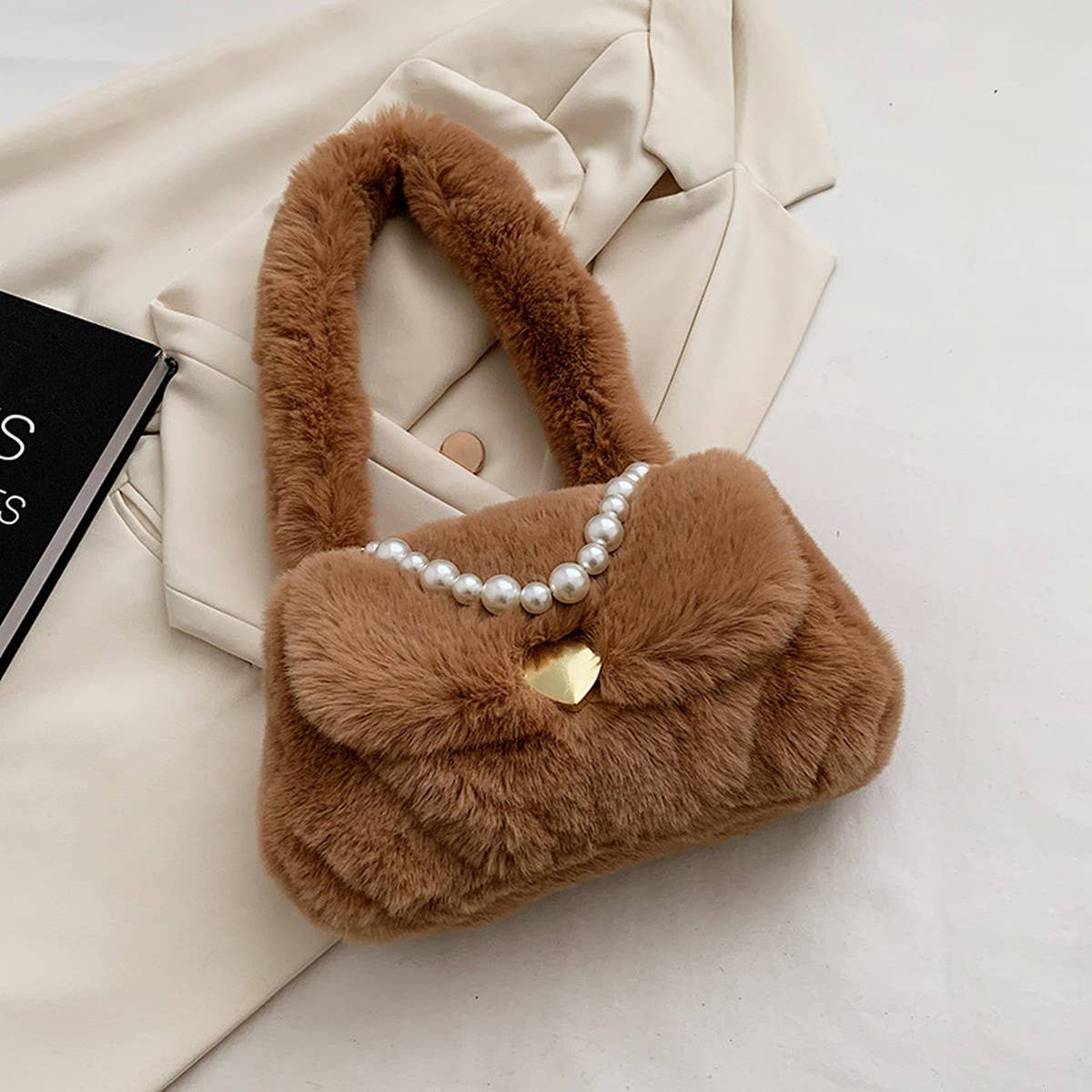 WINTER PEARL CHAIN HAND TOTE SHOULDER PLUSH BAG_CWAB3988