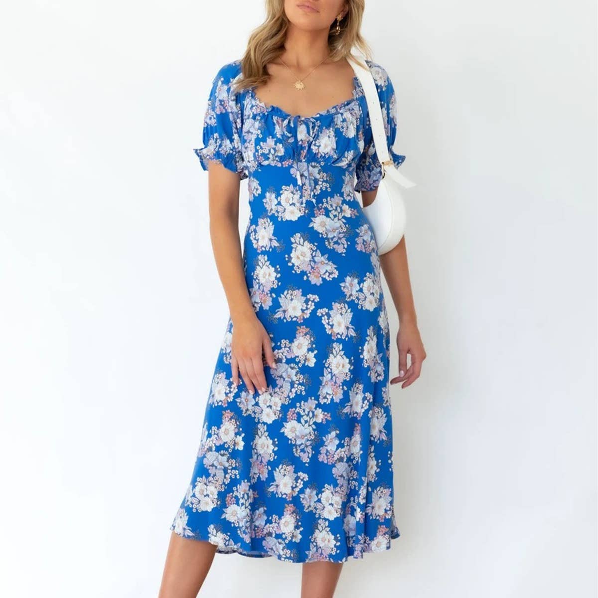 LONG DRESS WITH SQUARE COLLAR AND SLEEVED WAIST