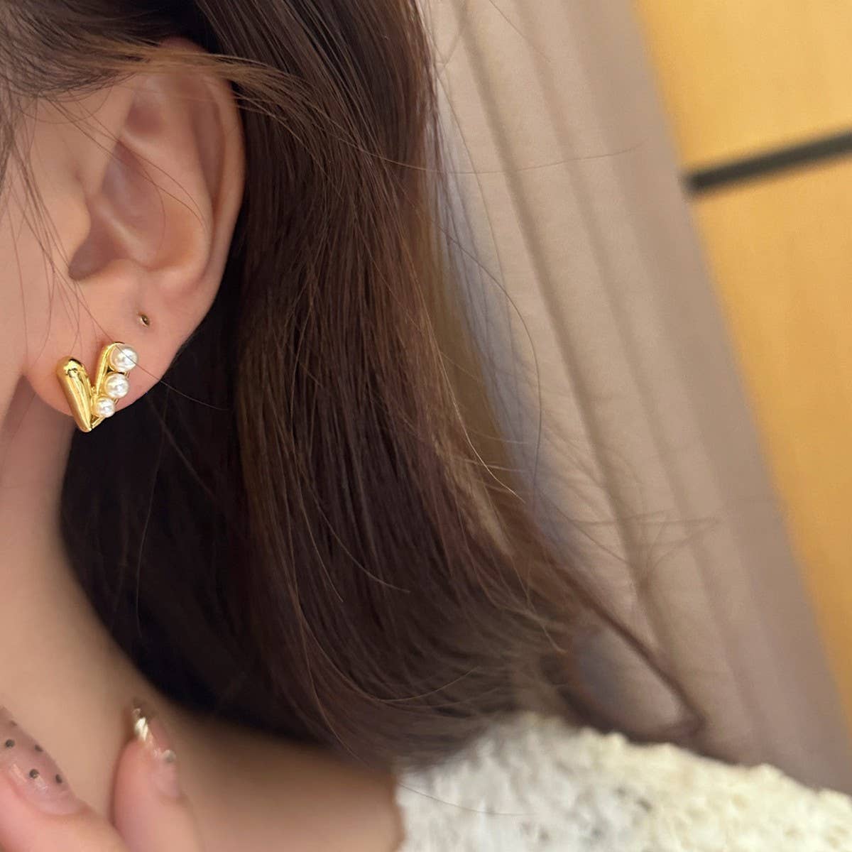 VALENTINE'S DAY HEART SHAPED SHELL PEARL EARRINGS