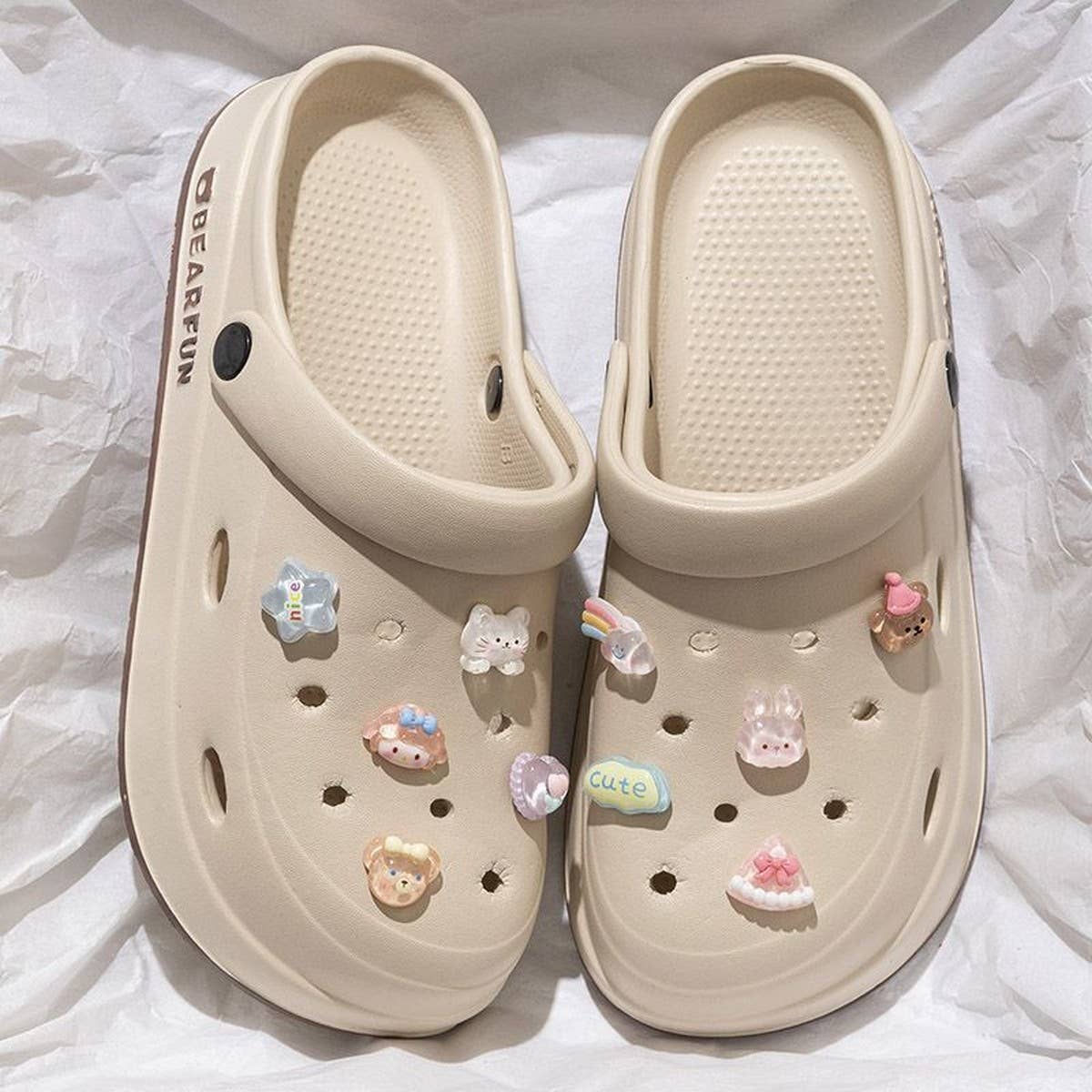 2024 NEW SOFT SOLE CARTOON HOLE SANDALS_CWSHS0822