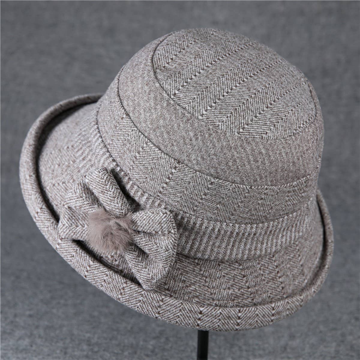 WOMEN'S WARM AND STYLISH BUCKET HAT_CWAH1801