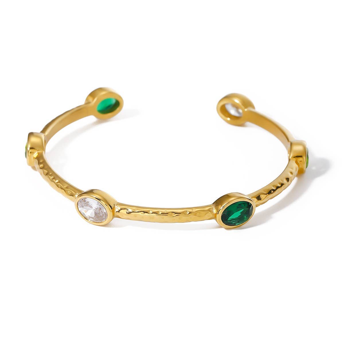 18K Gold Hammered Emerald Open Cuff Bracelet_CWAJE4901