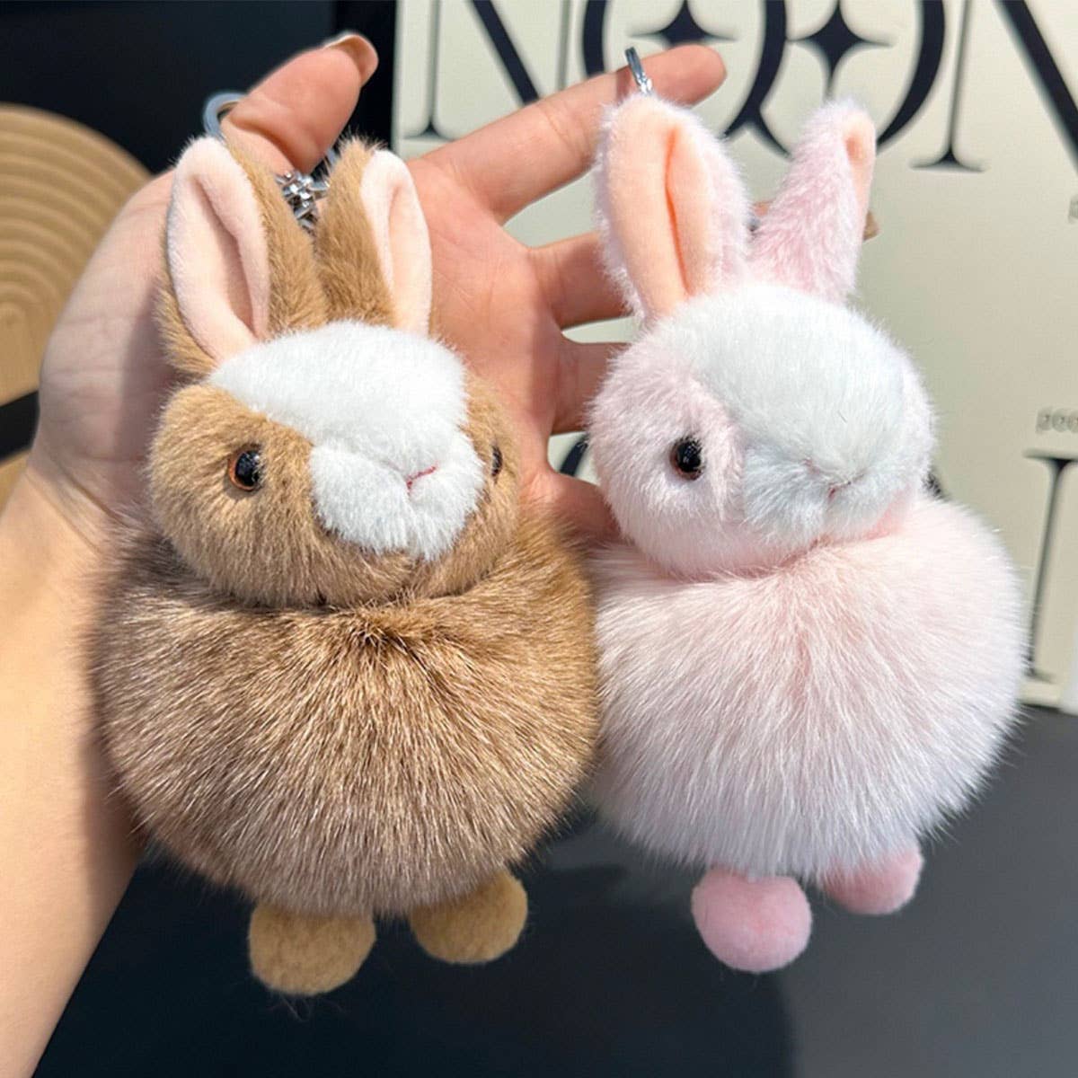 CUTE BUNNY CAR KEYCHAIN PENDANT ACCESSORIES