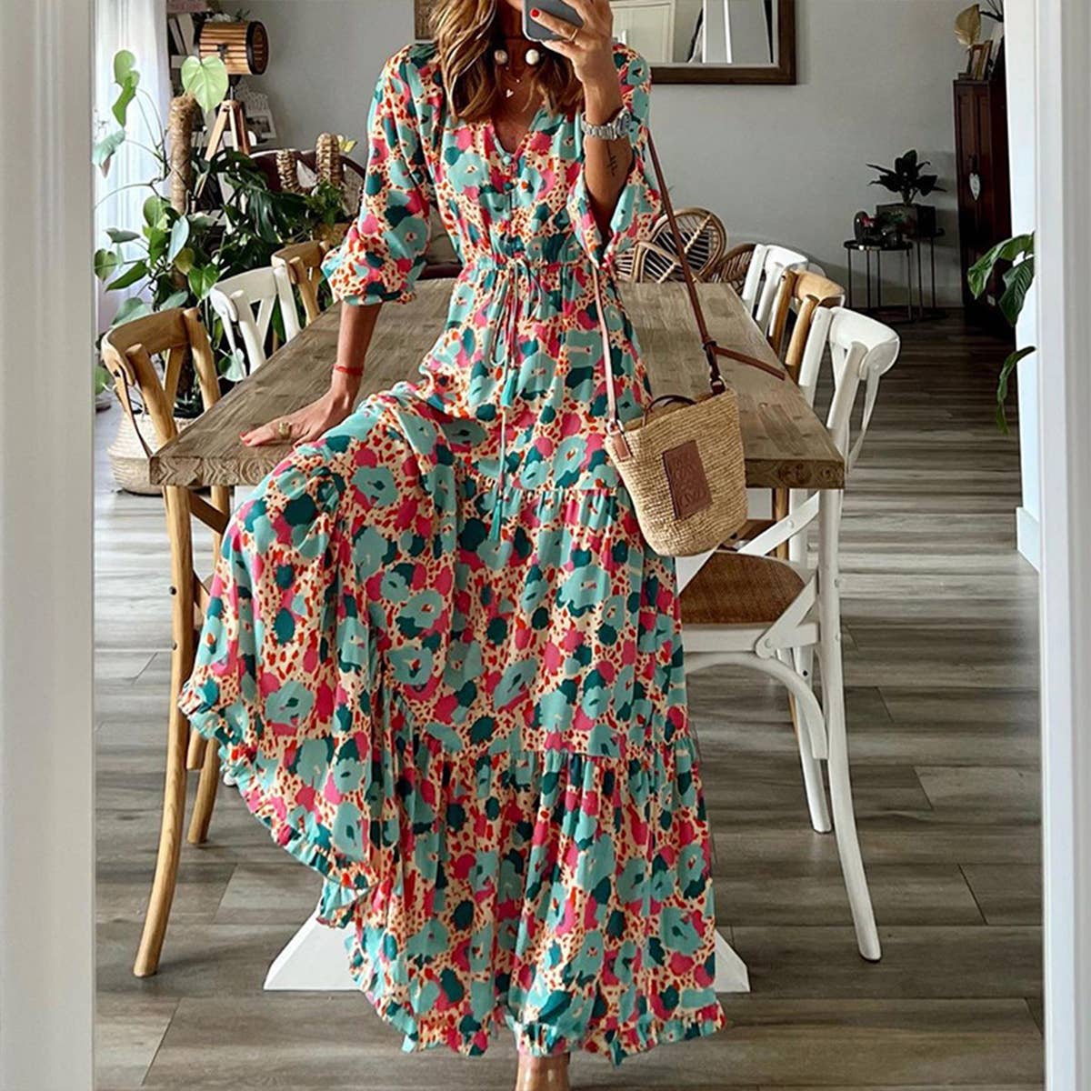 V NECK LONG SLEEVED PRINTED LOOSE FITTING DRESS