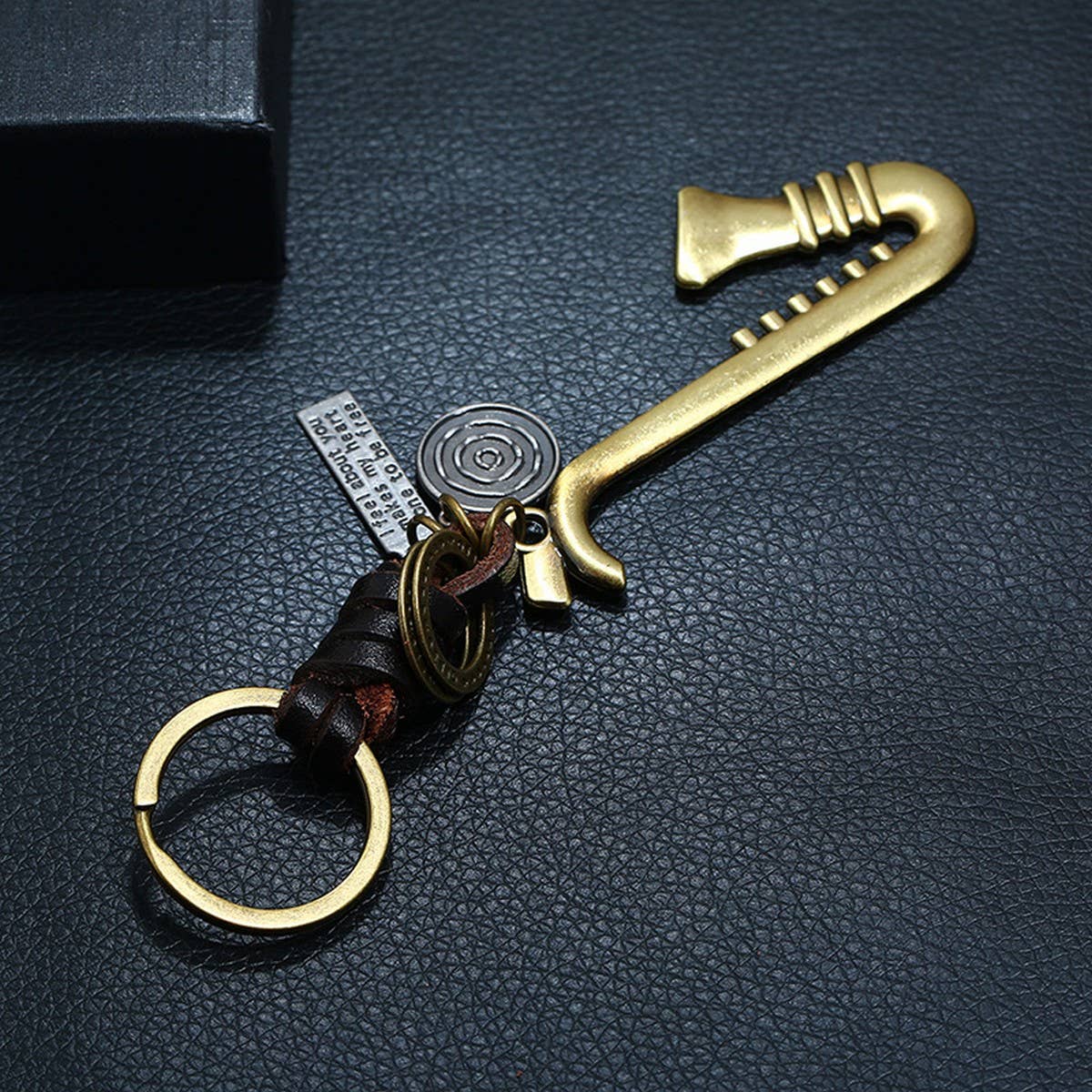 NEW COWHIDE ALLOY MUSICAL INSTRUMENT KEYCHAIN