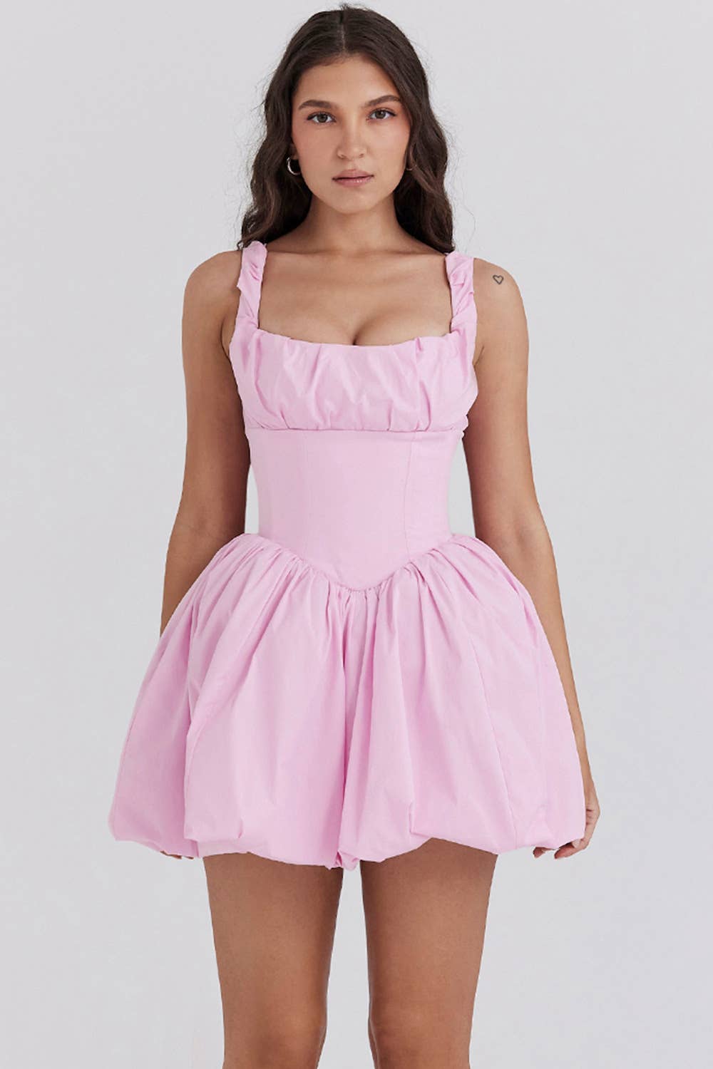 Stylish,cinched waist form-fitting halter dress