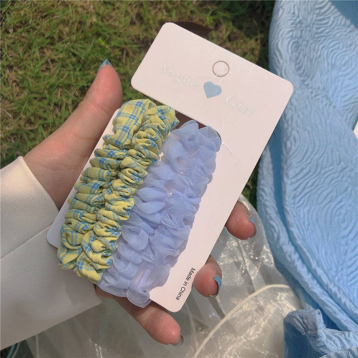 GIRLS' SIMPLE AND VERSATILE HAIR SCRUNCHIES