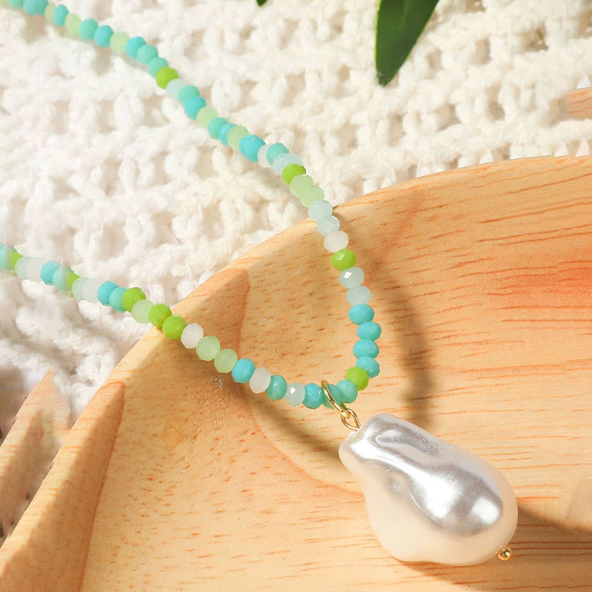 CRYSTAL PENDANT  BEADED NECKLACE