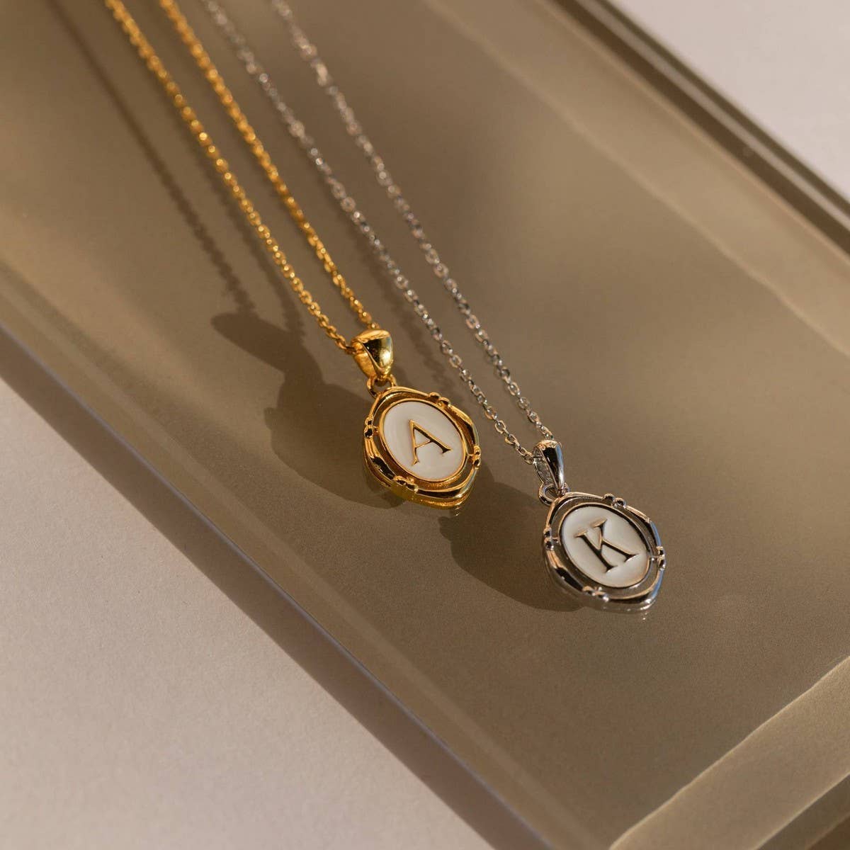 NEW CREATIVE 26 LETTERS PENDANT OVAL NECKLACE