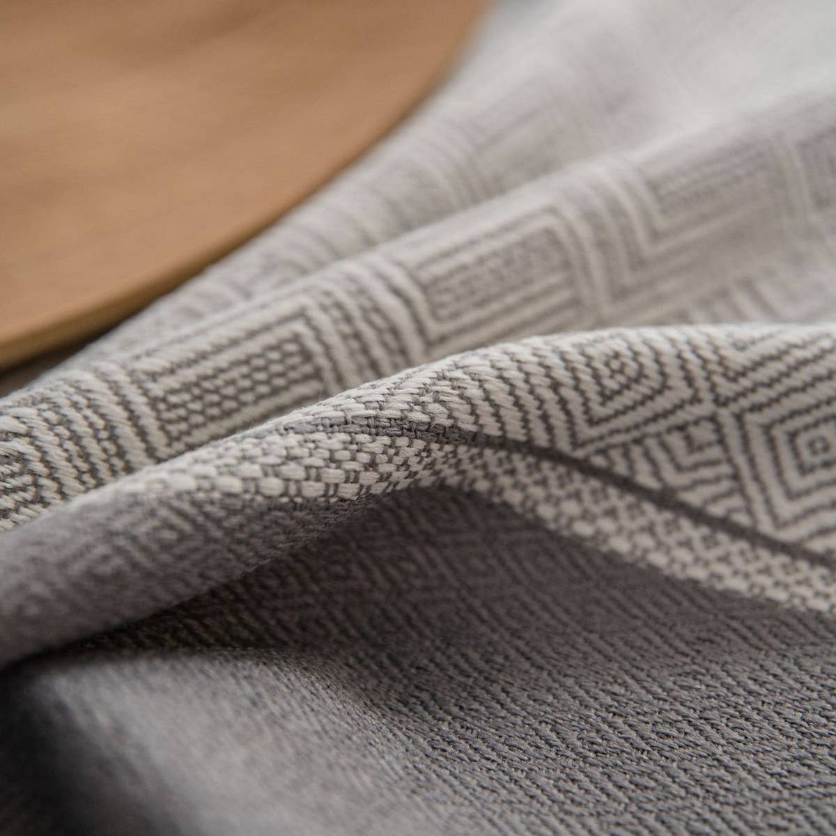 GRAY JACQUARD GEOMETRIC TABLECLOTH