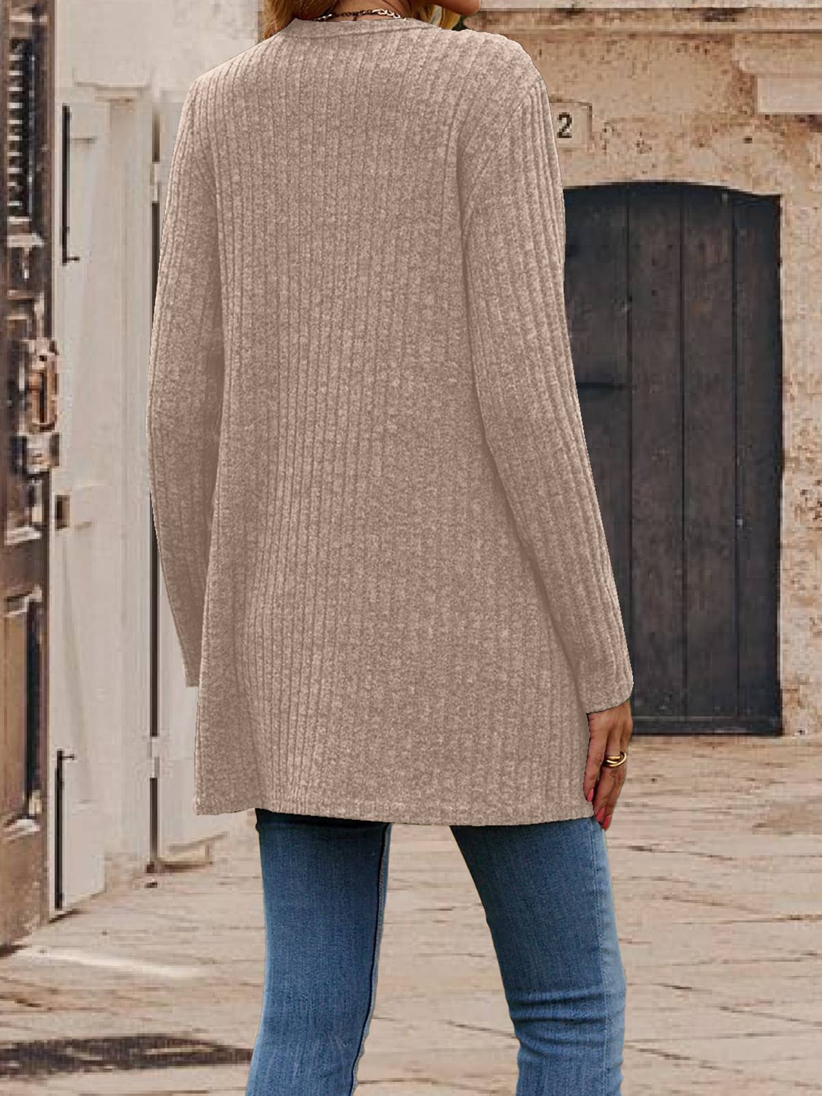 Single - buttoned V-neck pit strip cardigan