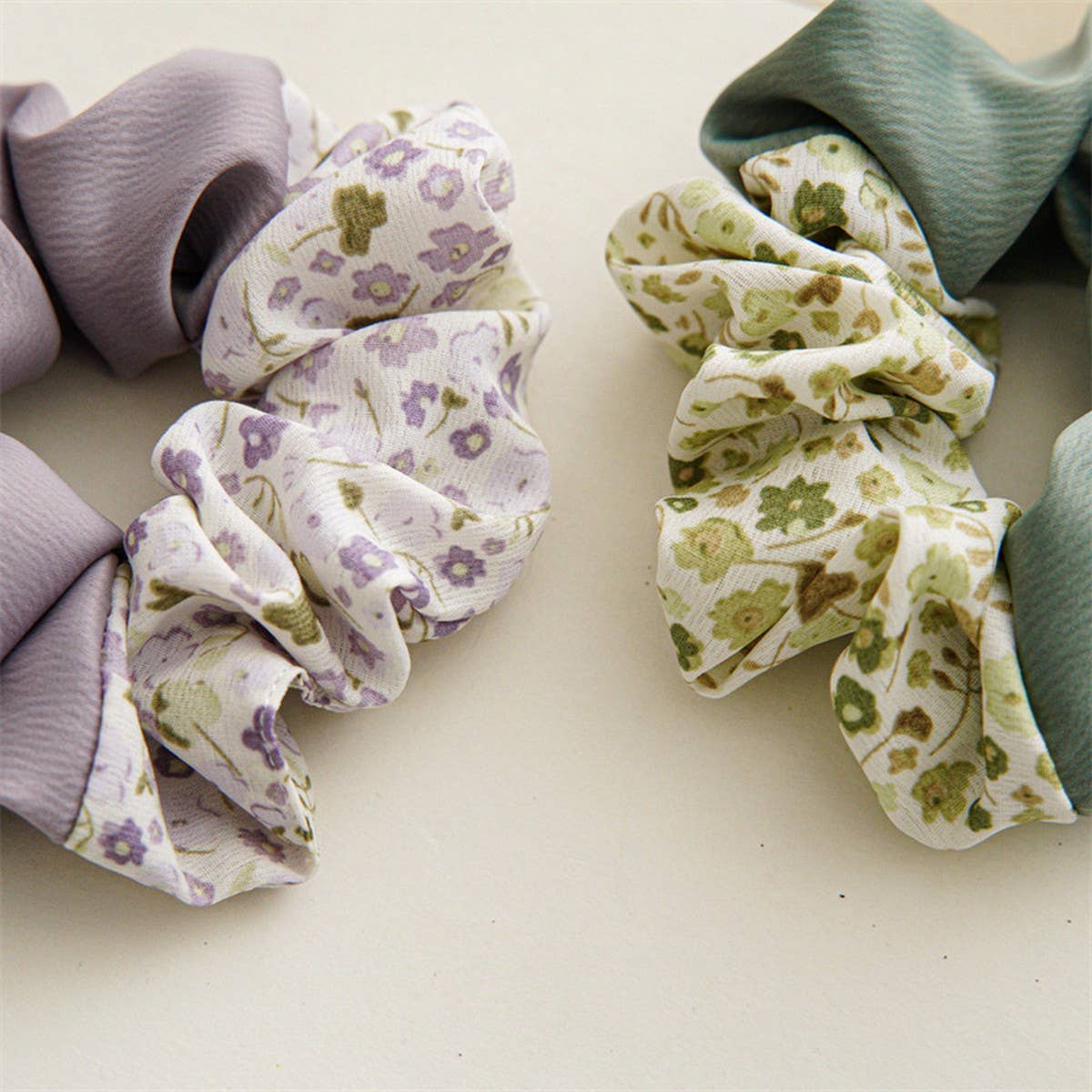 FASHIONABLE AND ELEGANT TWO-TONE HEADBAND_CWAHA2429