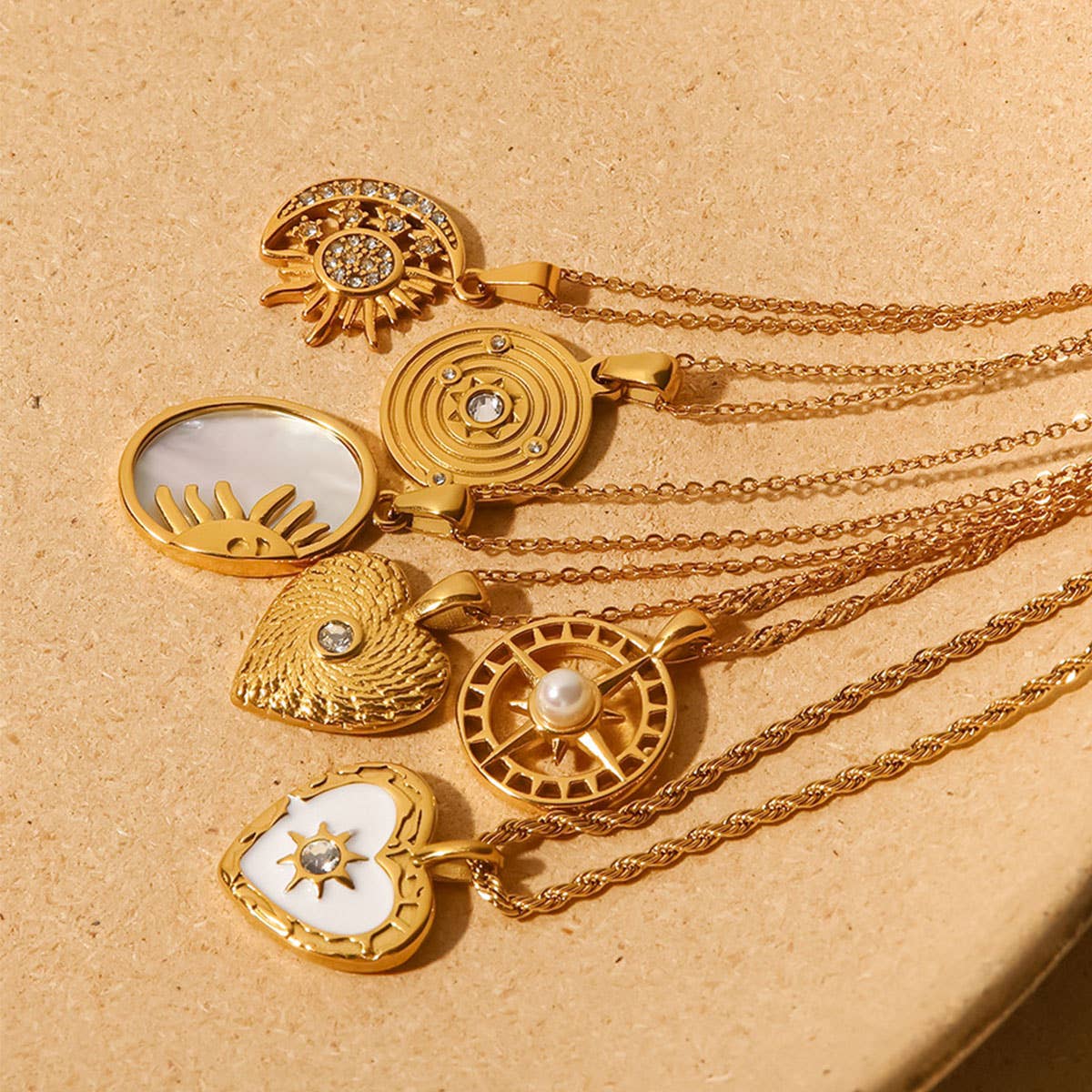 FRENCH FASHION VINTAGE STAINLESS STEEL NECKLACE