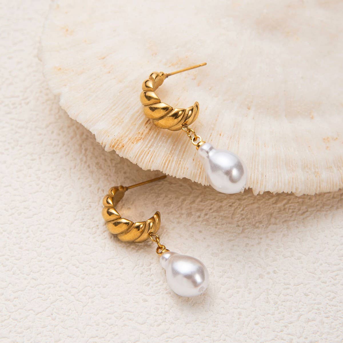 Minimalist Irregular Pearl Earrings 18K Gold Steel