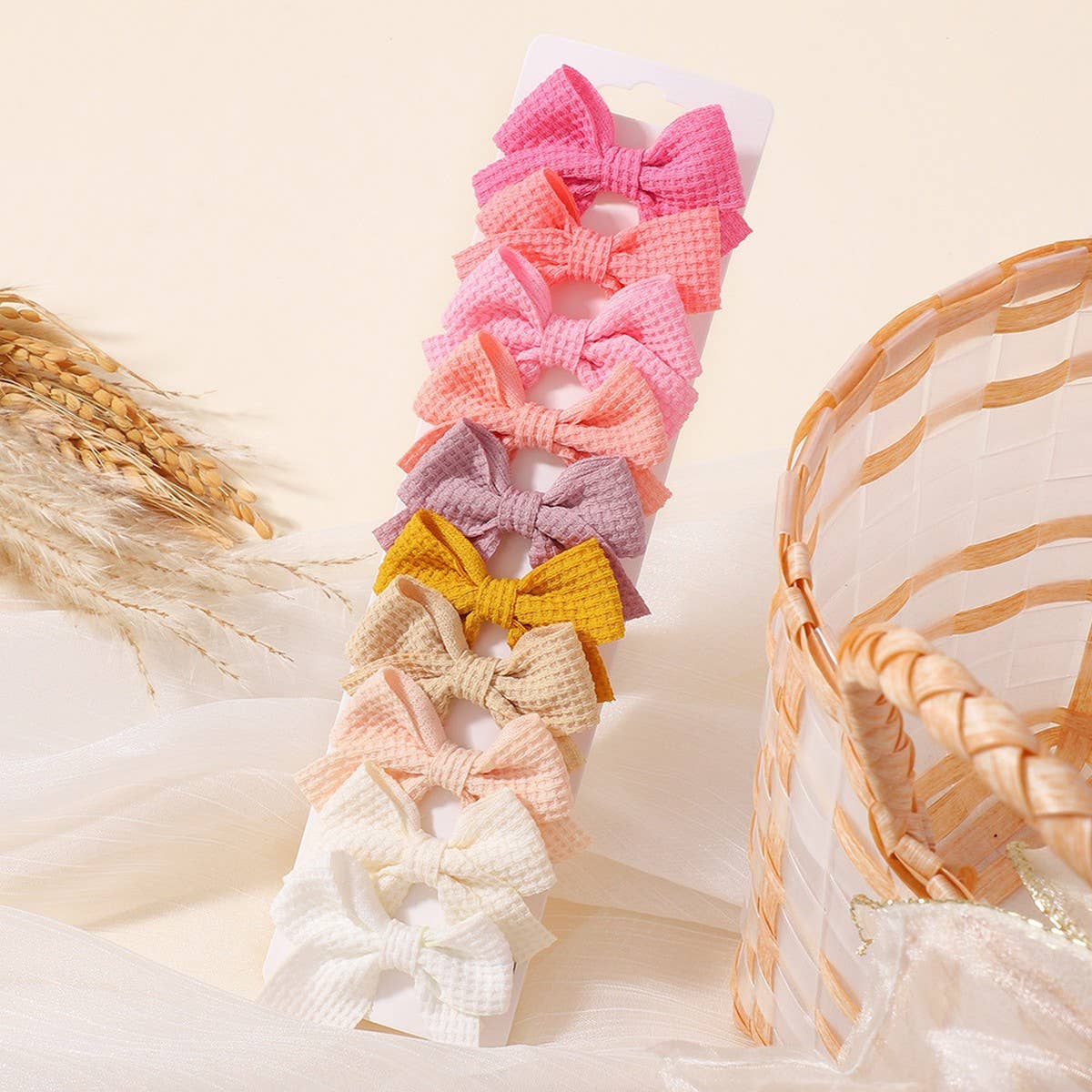 1.6" Handmade Fabric Bow Clips for Girls_CWAHA6756