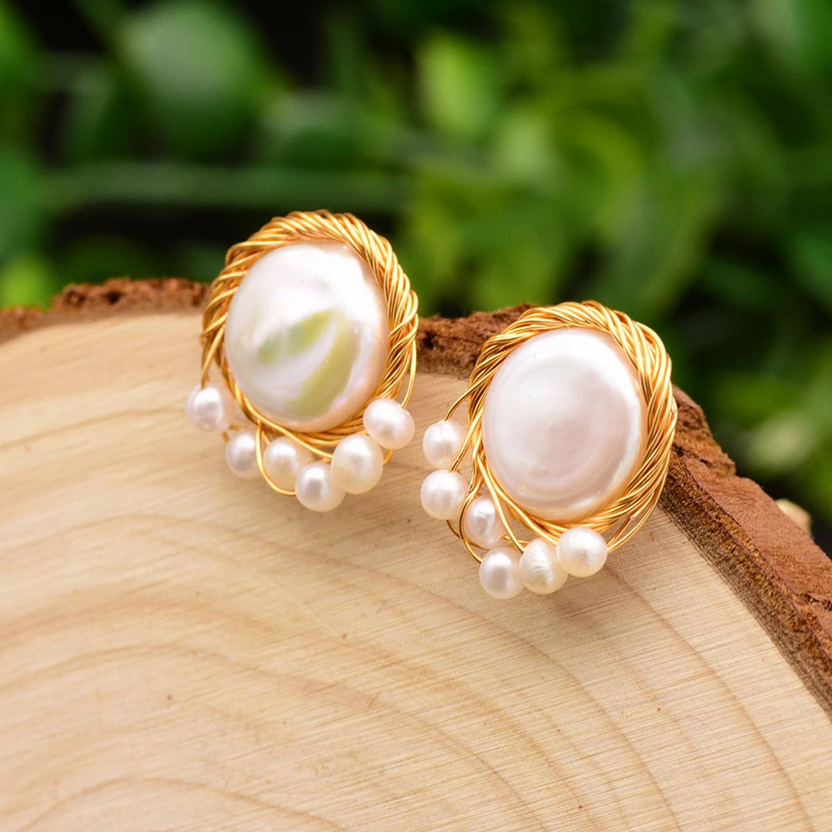 HIGH-END AND VERSATILE RETRO PEARL EARRINGS