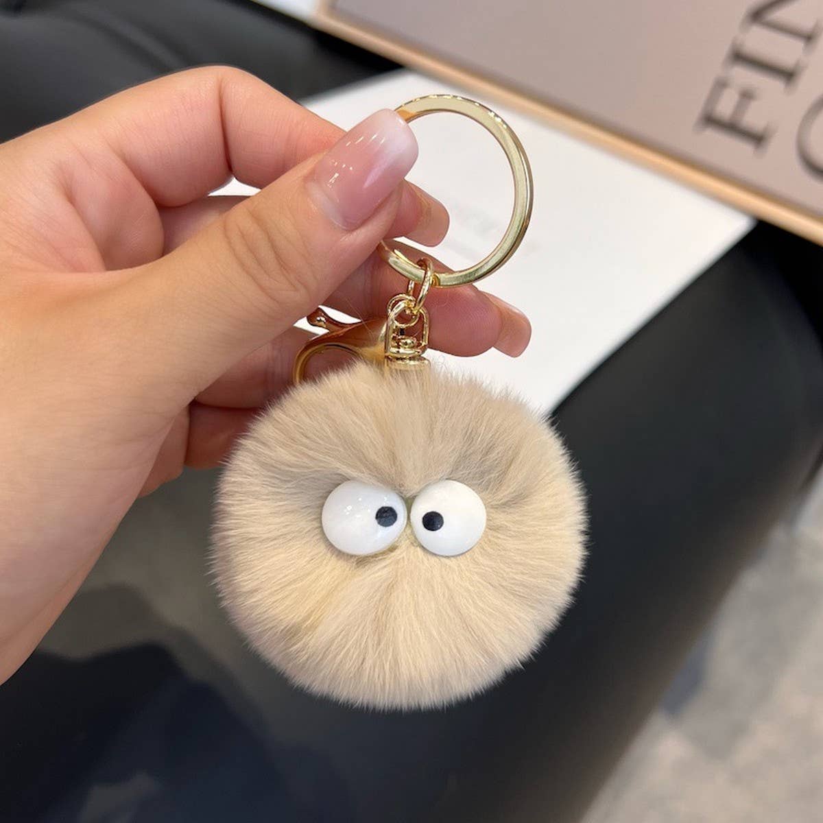 CUTE LITTLE FUR BALL CAR KEYCHAIN BAG PENDANT GIFT