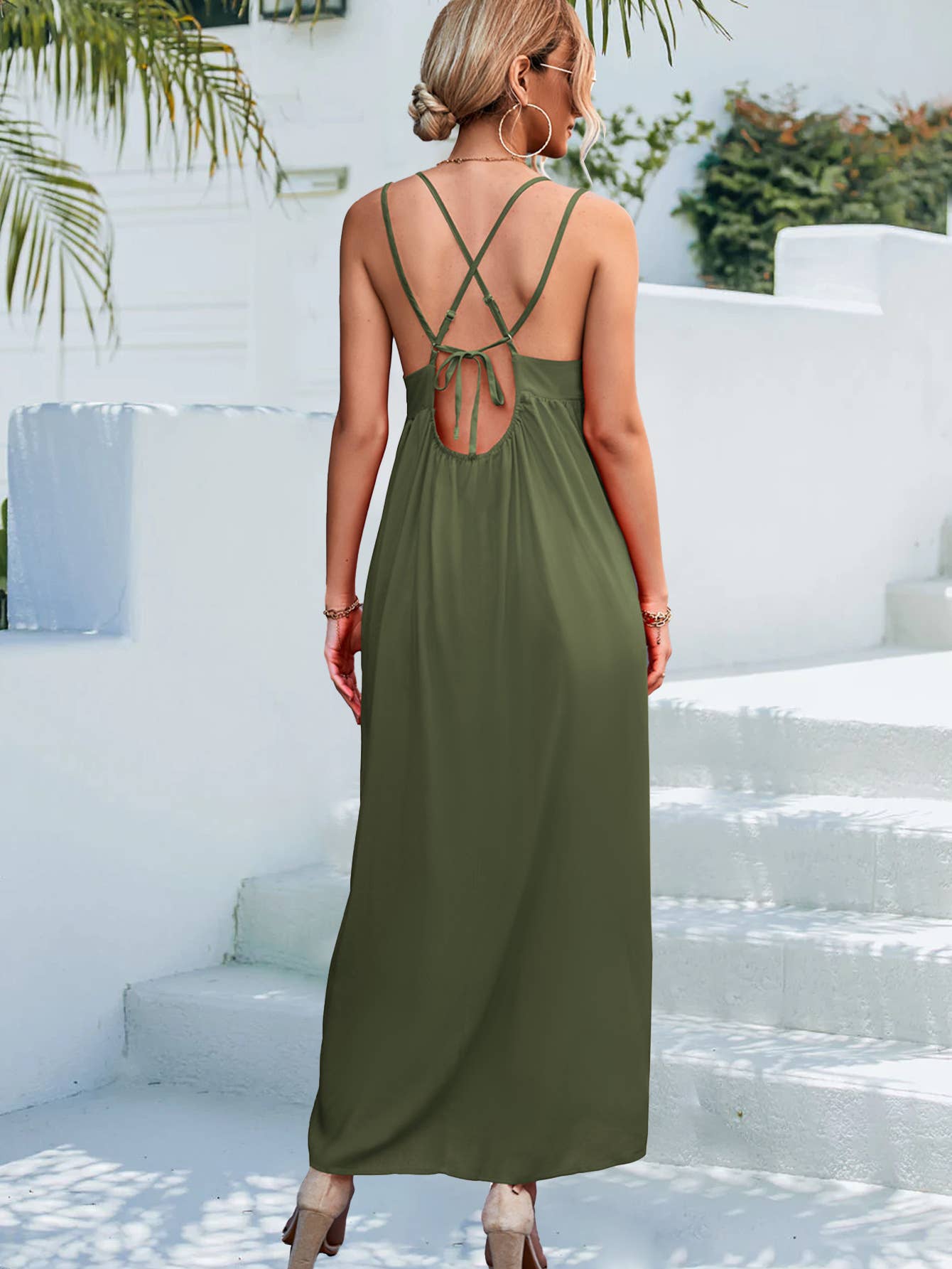 Sexy V-neck solid-color backless halter dress