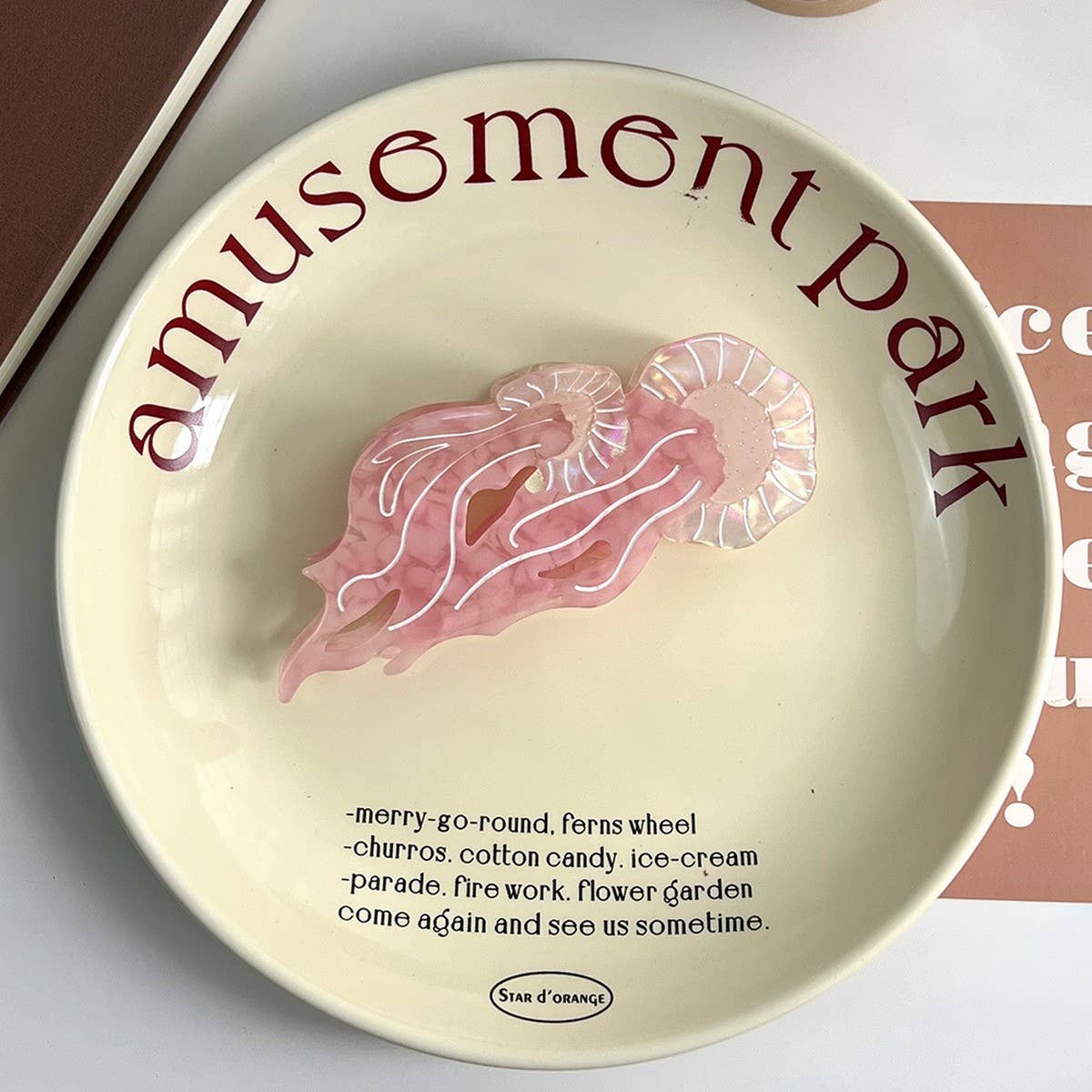 Ocean Jellyfish Hair Claw, Dopamine Color Clip_CWAHA5725