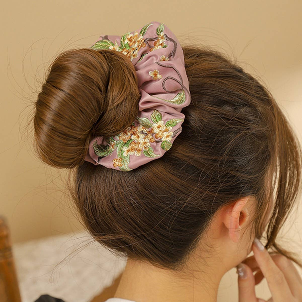 Embroidered Hair Tie for Elegant Traditional Wear